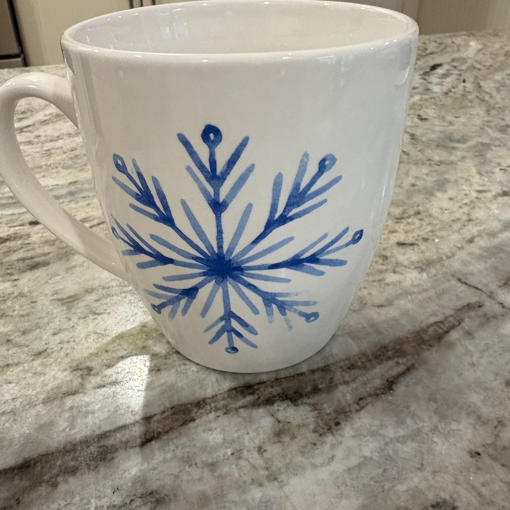 Blue Snowflake Mug - Picture 2 of 7
